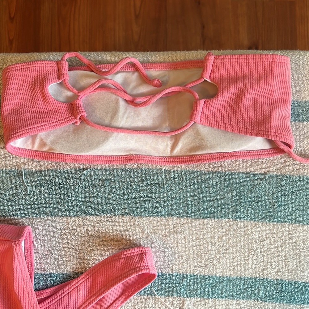 Matching bathing suit set - Picture 3 of 5